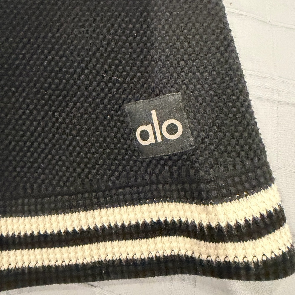 ALO Yoga Black Mini Tank Dress with White Trim - Picture 6 of 6